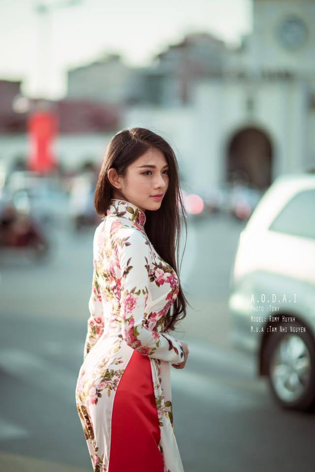 美女扒开内裤